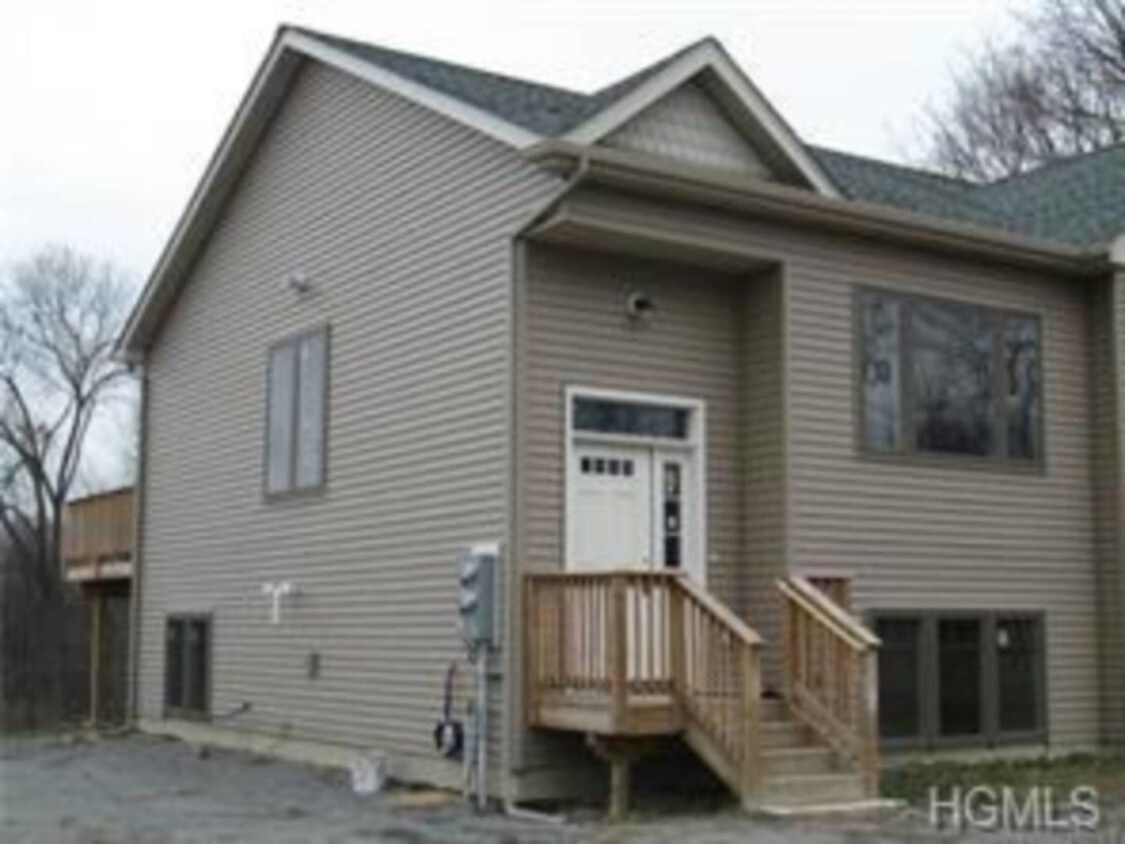 68 Tuthill Rd, Blooming Grove, NY 10914 Townhome Rentals in Blooming