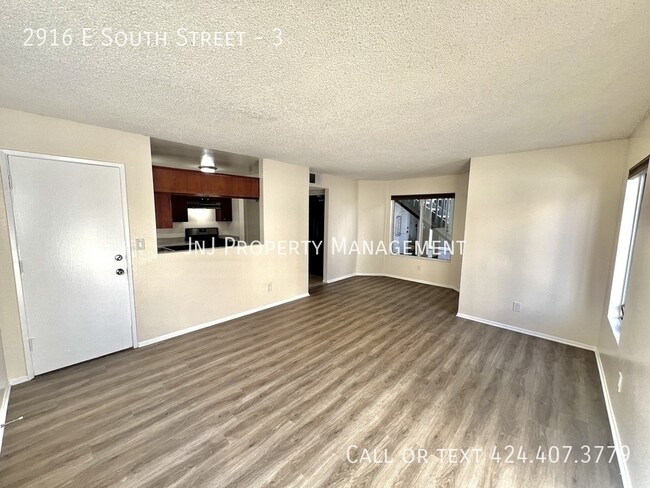 Foto del edificio - 2 Bed 1 Bath Apartment For Rent in Long Beach