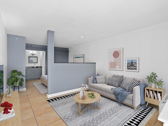 West Colonial Pet Friendly Apartments for Rent Orlando, FL