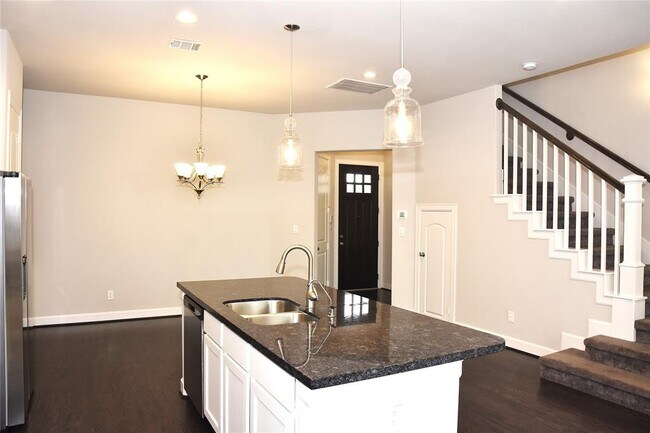 Foto del edificio - 2024 Millbridge Spring Ln