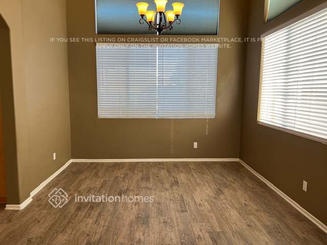 Foto del edificio - 8760 Medford St