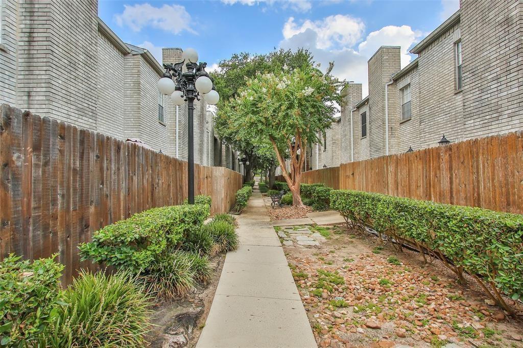 17439 Red Oak Dr Unit 7439, Houston, TX 77090 Condo for Rent in