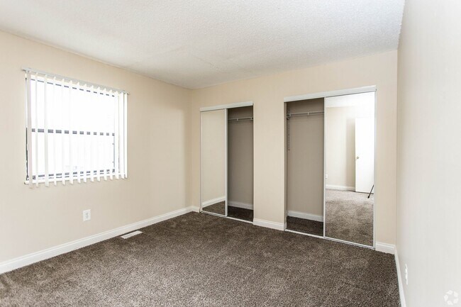 Foto del edificio - 4230 Appian Way W