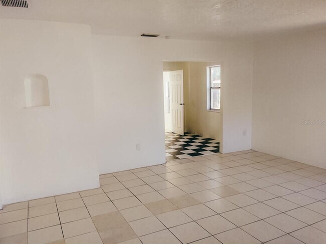 Foto del edificio - 3821 8th St S