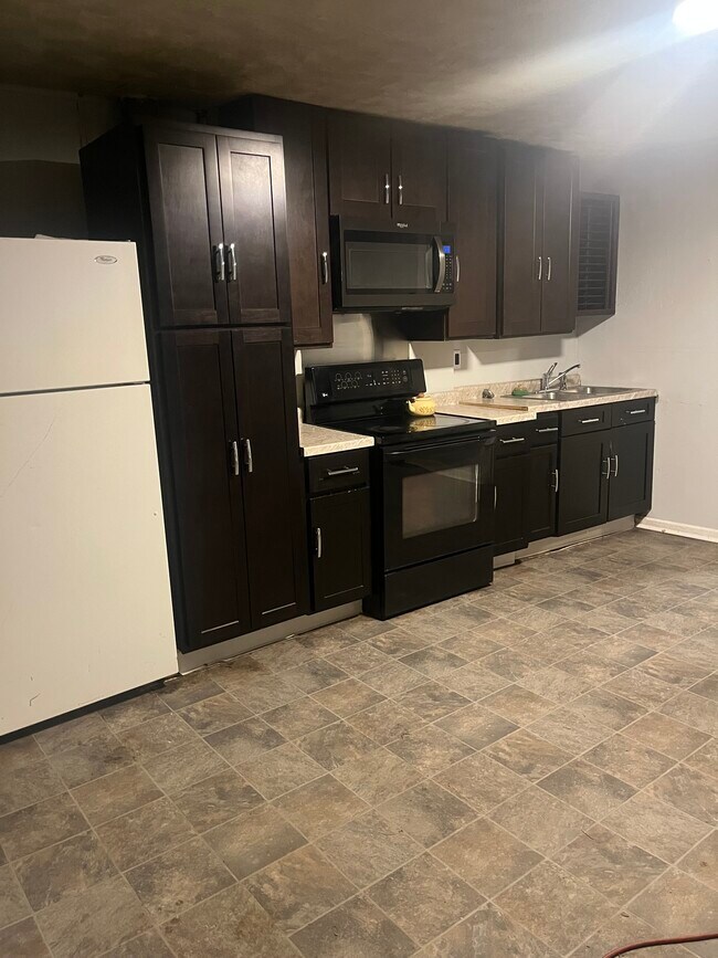 Foto del edificio - 2130 E Prairie Ave