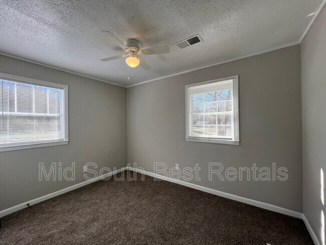 Foto del edificio - 1202 Canfield Ave