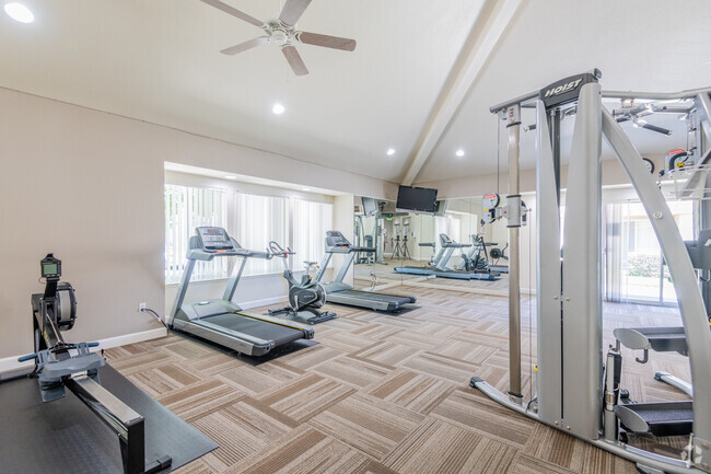 Fitness Room - Saratoga West Apartments