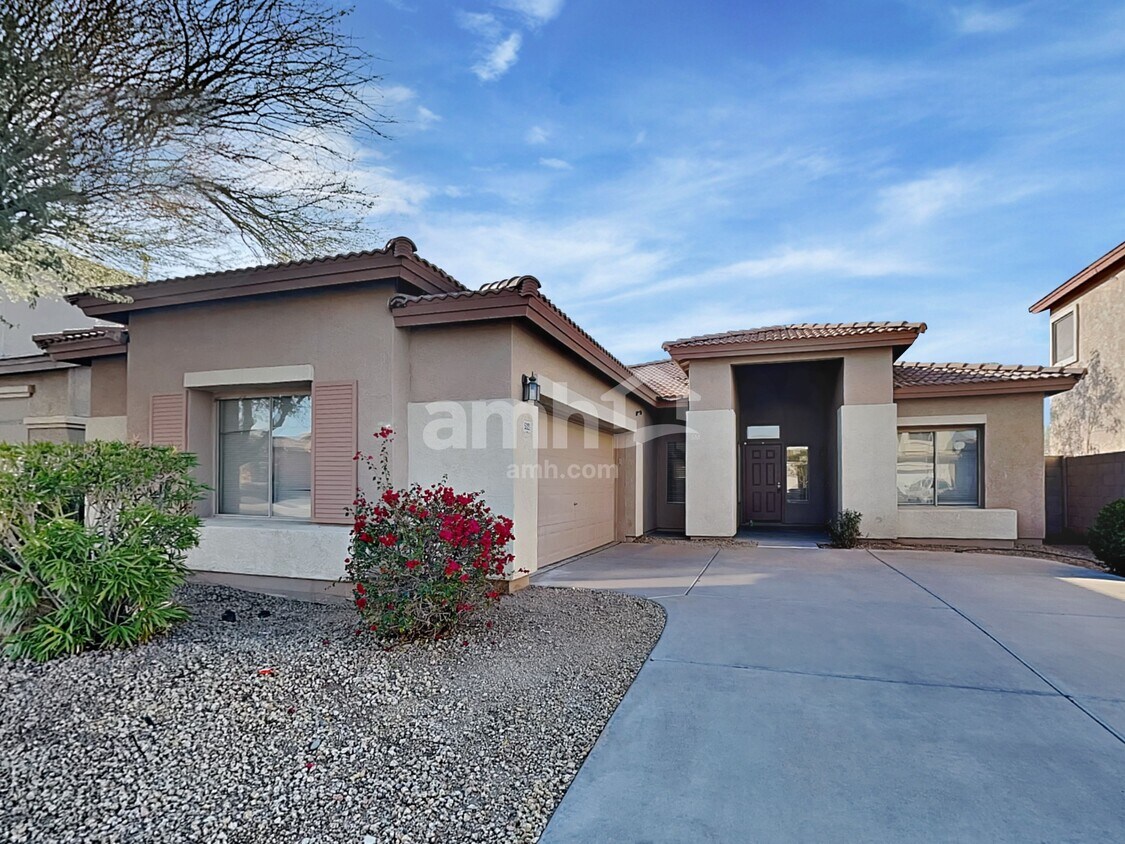 5321 W Grenadine Road House Rental in Laveen, AZ