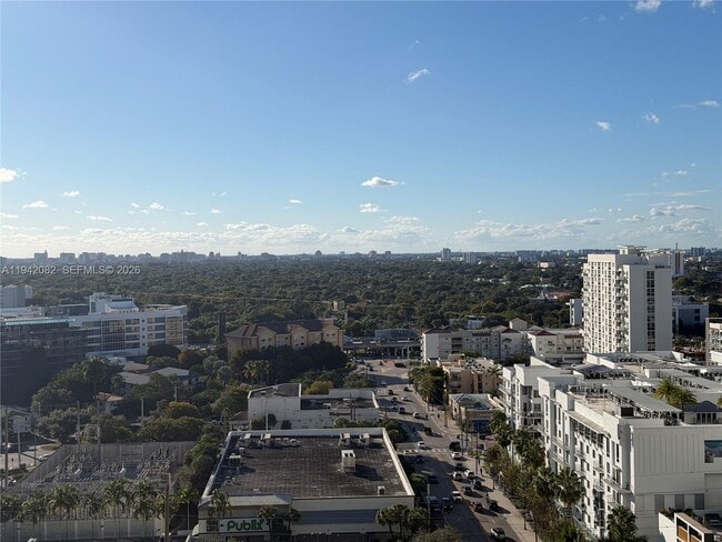 Foto del edificio - 60 SW 13th St