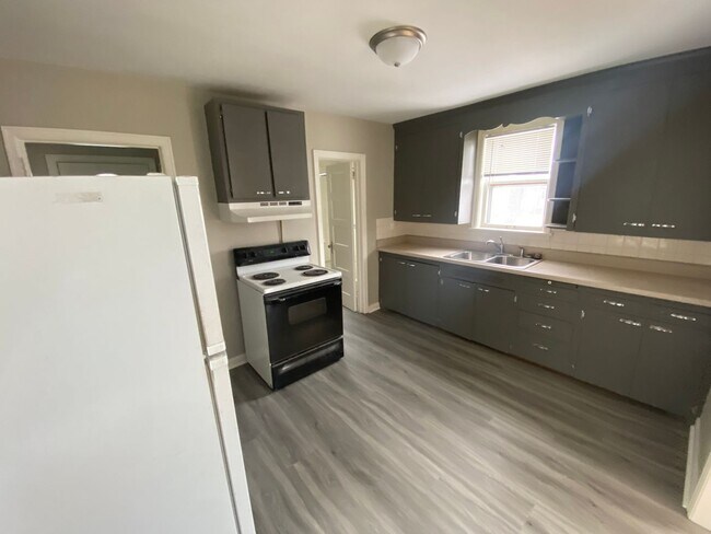 Foto del edificio - 3151 Vernon St
