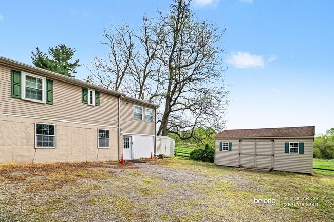 Foto del edificio - 418a McFarlan Rd