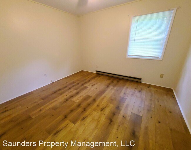 Foto del edificio - 2 br, 1 bath House - 914 Pine Circle Drive