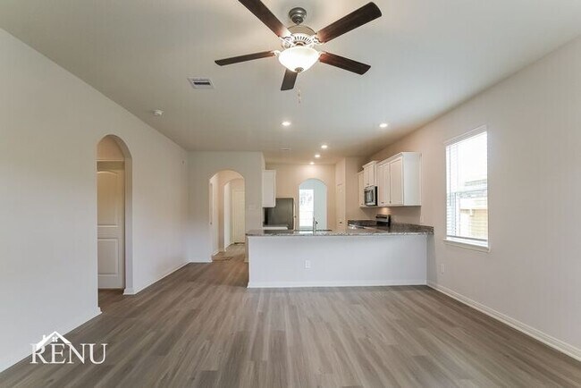 Building Photo - 10483 Red Cardinal Dr