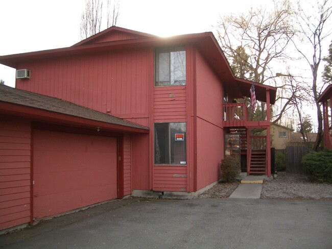 Foto del edificio - 4532 S Donald Ct