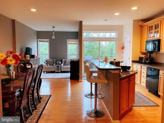 Foto del edificio - 43223 Becontree Terrace