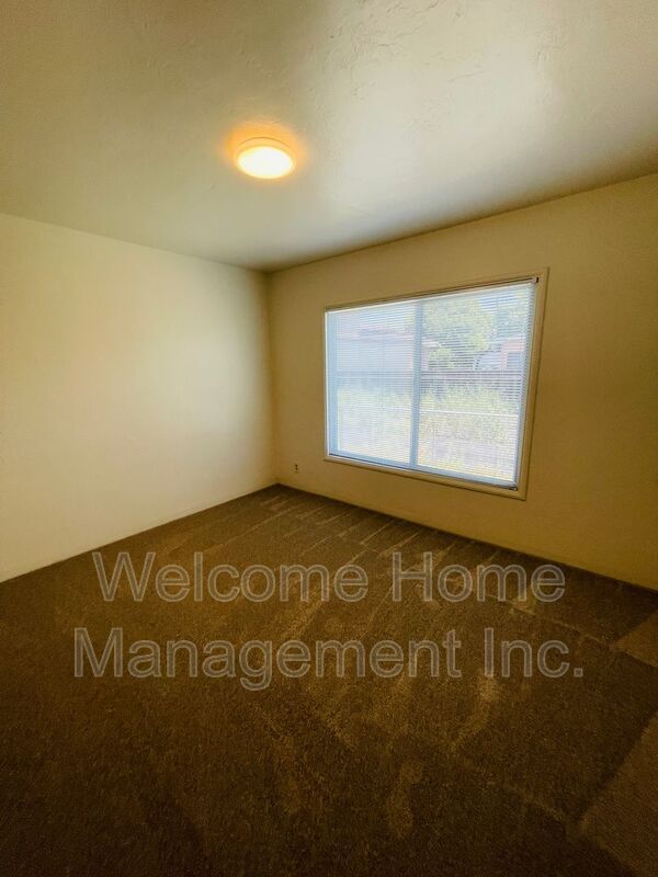 Foto del edificio - 15772 E 14th St