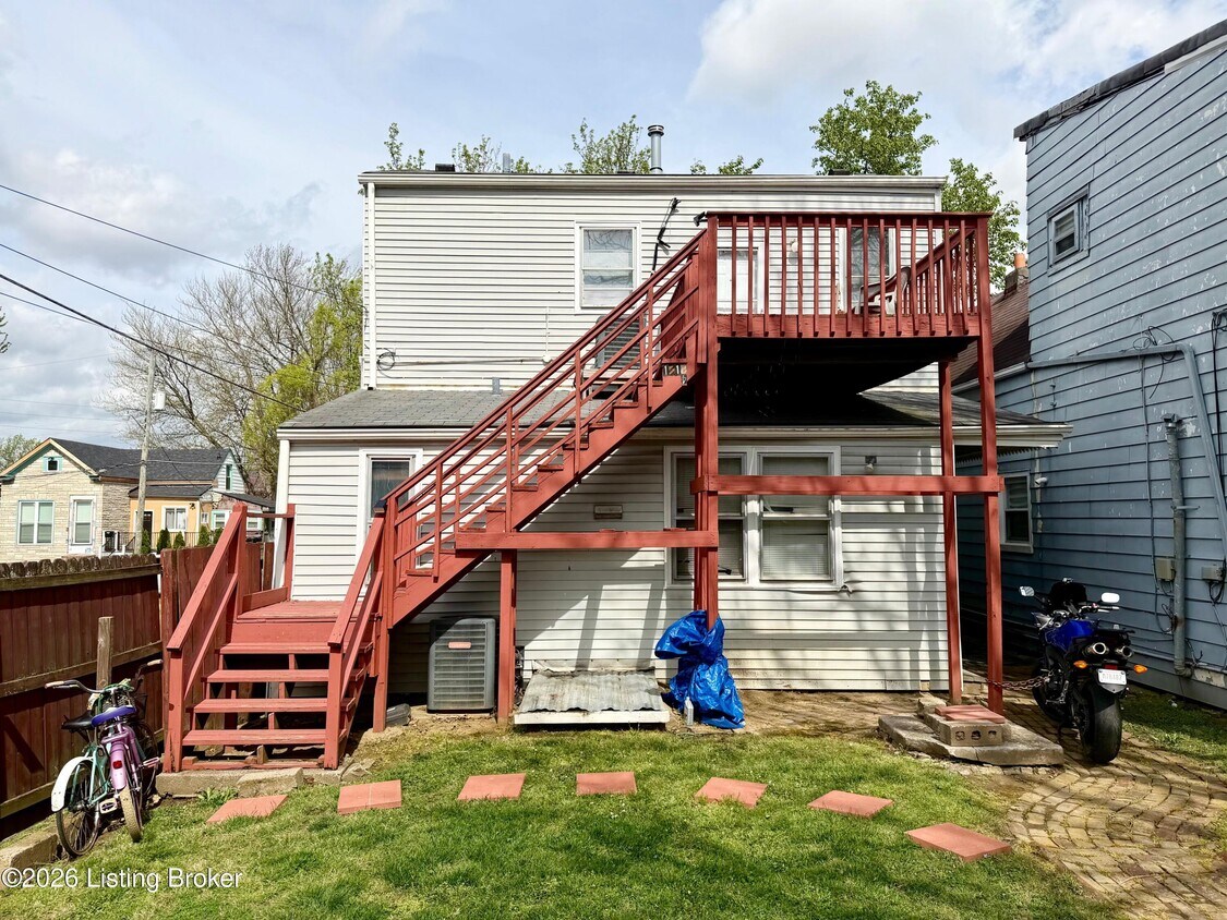 Foto del edificio - 1314 Christy Ave