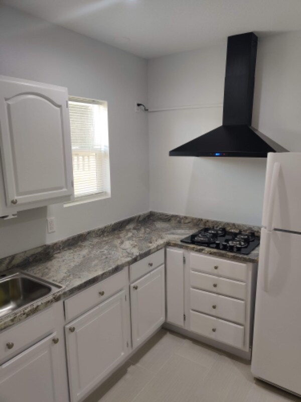 Building Photo - 2060 Partin Settlement Rd