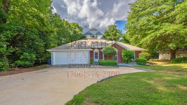 Building Photo - 28 Redwood Dr