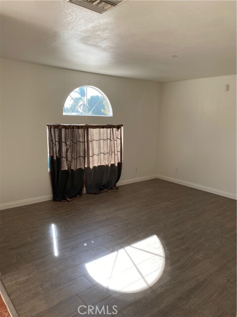Foto del edificio - 4638 Kingsley St