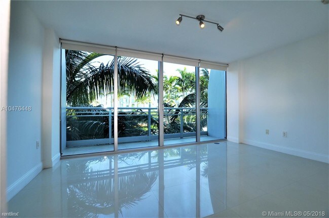 Foto del edificio - 2 br, 3 bath Condo - 2959 NE 188th St # 319