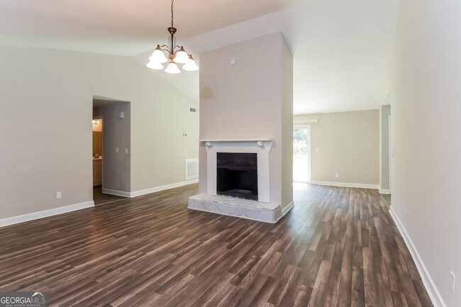 Building Photo - 116 Sunnybrook Ln