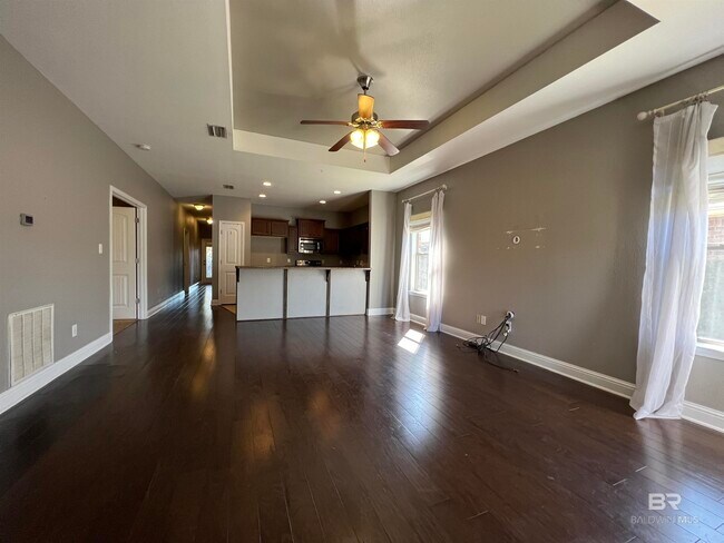 Building Photo - 10477 Fionn Loop