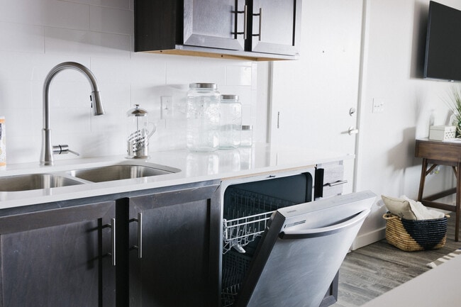 Samsung Stainless Steel Appliances - Liberty Creek Village