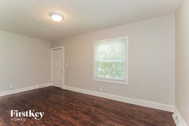 Foto del edificio - 1337 Bethel Rd