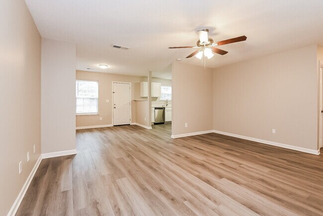 Foto del edificio - 1146 Brookstone Rd