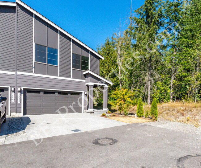 Building Photo - Lovely 4 bedroom 2.5 bathroom Tehaleh Home