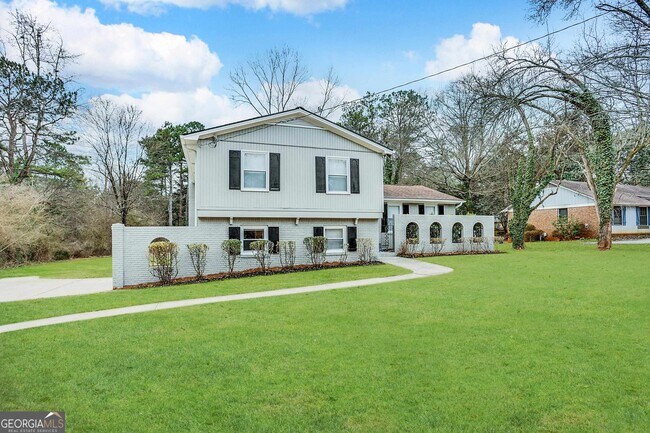 Foto del edificio - 4605 Anderson Rd