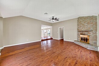 Building Photo - 13847 Cherry Hollow Ln