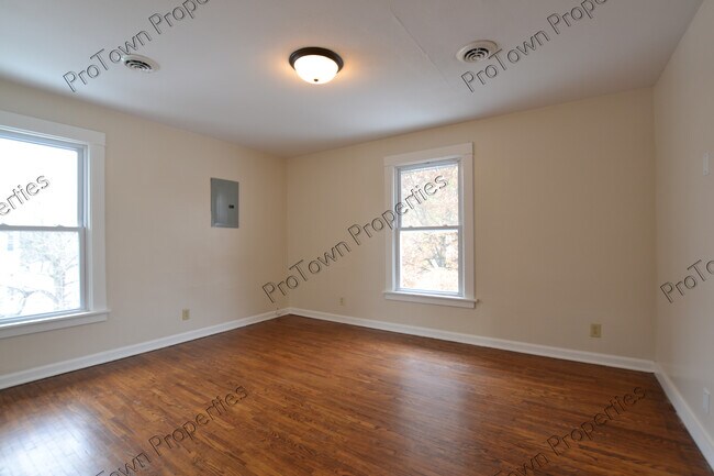 Foto del edificio - 356 1st Ave