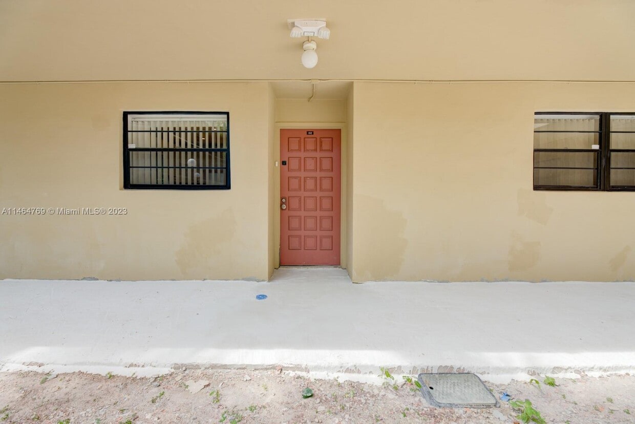 10835 SW 112th Ave Unit 102, Miami, FL 33176 Apartment for Rent in