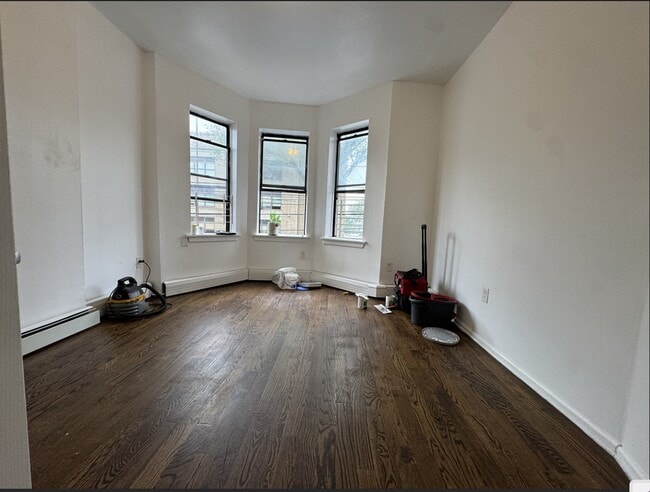 240 Bergen Ave 2R - 232 Bergen Ave