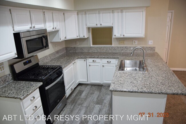 Foto del edificio - 4 br, 2 bath House - 1817 GATEWOOD DRIVE