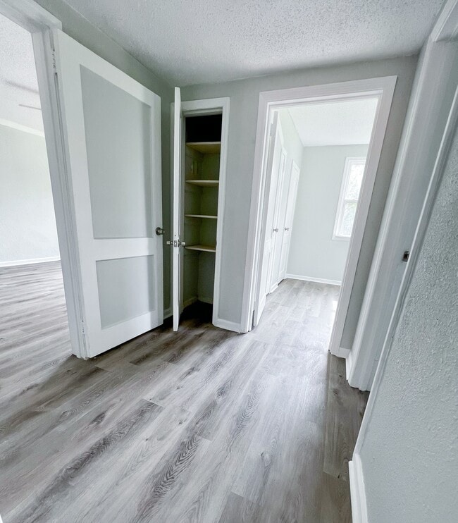 Building Photo - 3398 Southmont Drive, Unit A