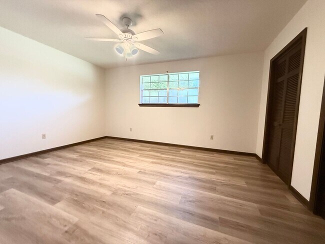 Foto del edificio - Spacious 3 bedroom 2 bath home in Zachary