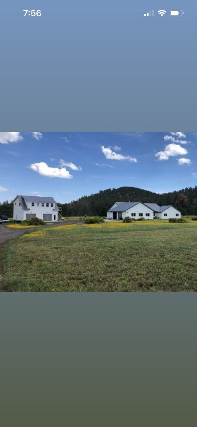 Foto del edificio - 11159 N Lilac Ln