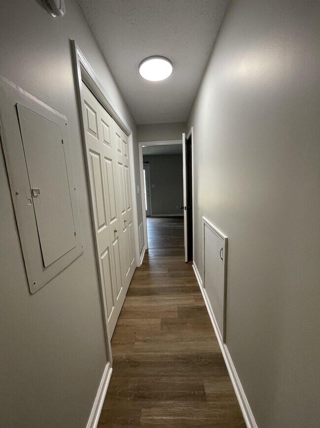 Foto del edificio - 133 E Vail Dr