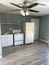 Building Photo - 1928 McKinley St