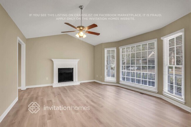 Foto del edificio - 3000 Springview Pl