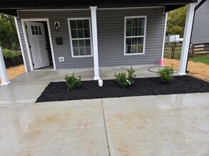 Building Photo - 1035 Judah Bear Blvd Building Photo - 1035 Judah Bear Blvd