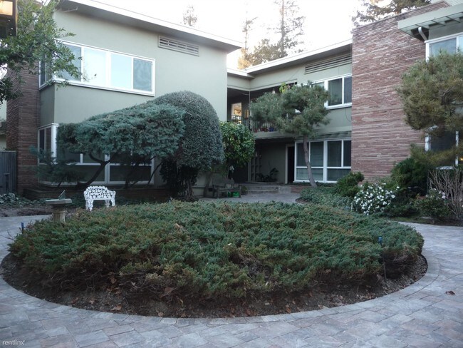 Building Photo - 430 Ravenswood Ave