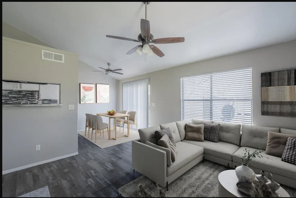 Building Photo - Beautiful 2 Bedroom Townhome in Arlington!
