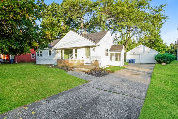 Primary Photo - 2327 S Jefferson Blvd, Lorain, OH 44052