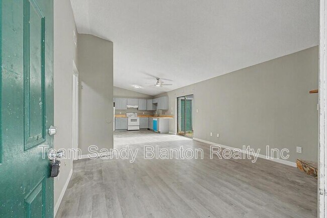 Building Photo - 8210 Kipling St