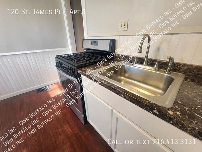 Building Photo - Charming 3-Bedroom Retreat in the Heart of...