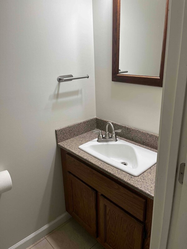 Building Photo - 240 Austin Ryer Ln